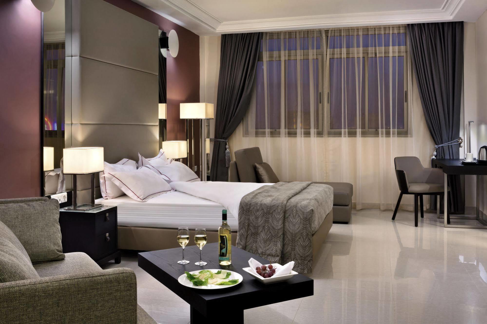 Bravia Hotel Wagadugu Zewnętrze zdjęcie